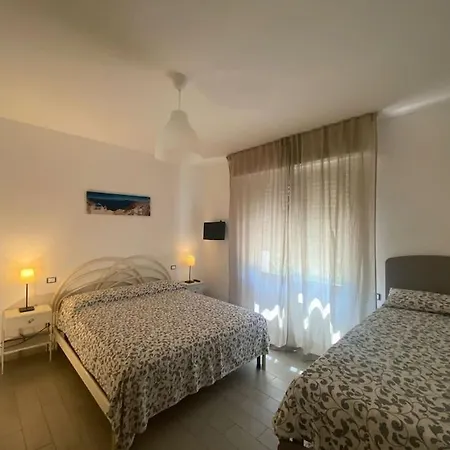 Holiday home Casa Vacanze Al Mare A