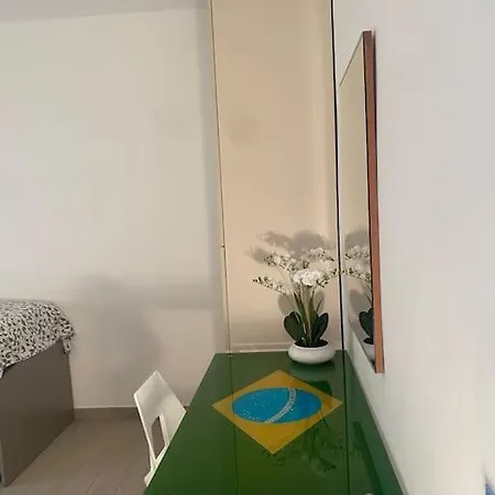 Casa Vacanze Al Mare A 度假居 里米尼